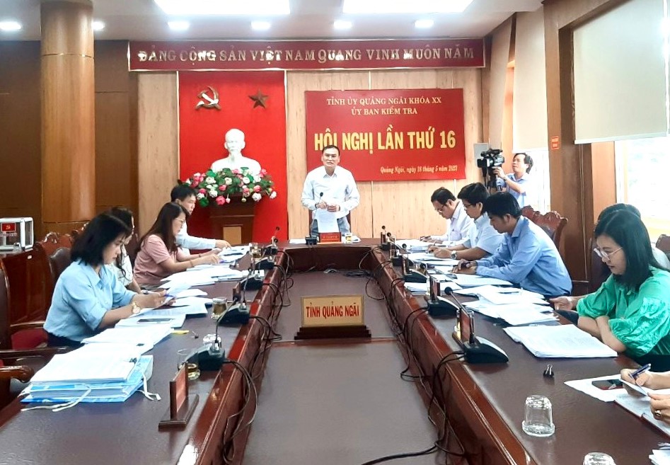 Đề nghị kỷ luật Ban Thường vụ Huyện ủy Sơn Tây nhiệm kỳ 2010-2015