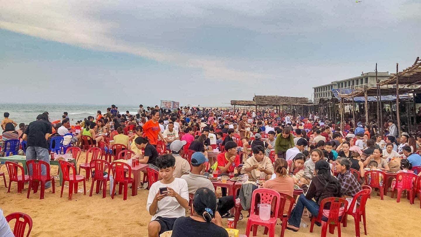 Quảng Nam đón hơn 155.000 lượt khách, nhiều nơi "cháy" phòng