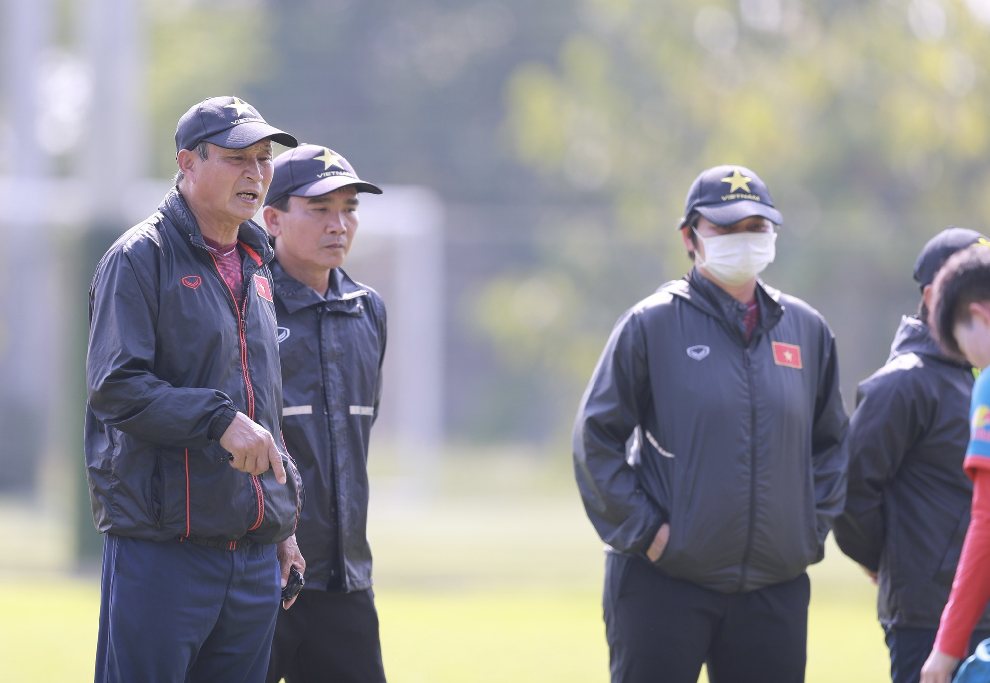 SEA Games 32: Tuyển nữ Việt Nam chốt danh s&aacute;ch, Chương Thị Kiều bị loại - Ảnh 5.
