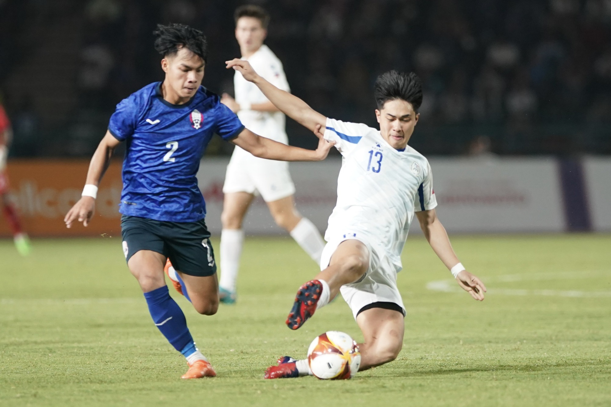 SEA Games 32: Chủ nhà Campuchia bị U22 Philippines chia điểm phút cuối - Ảnh 2.