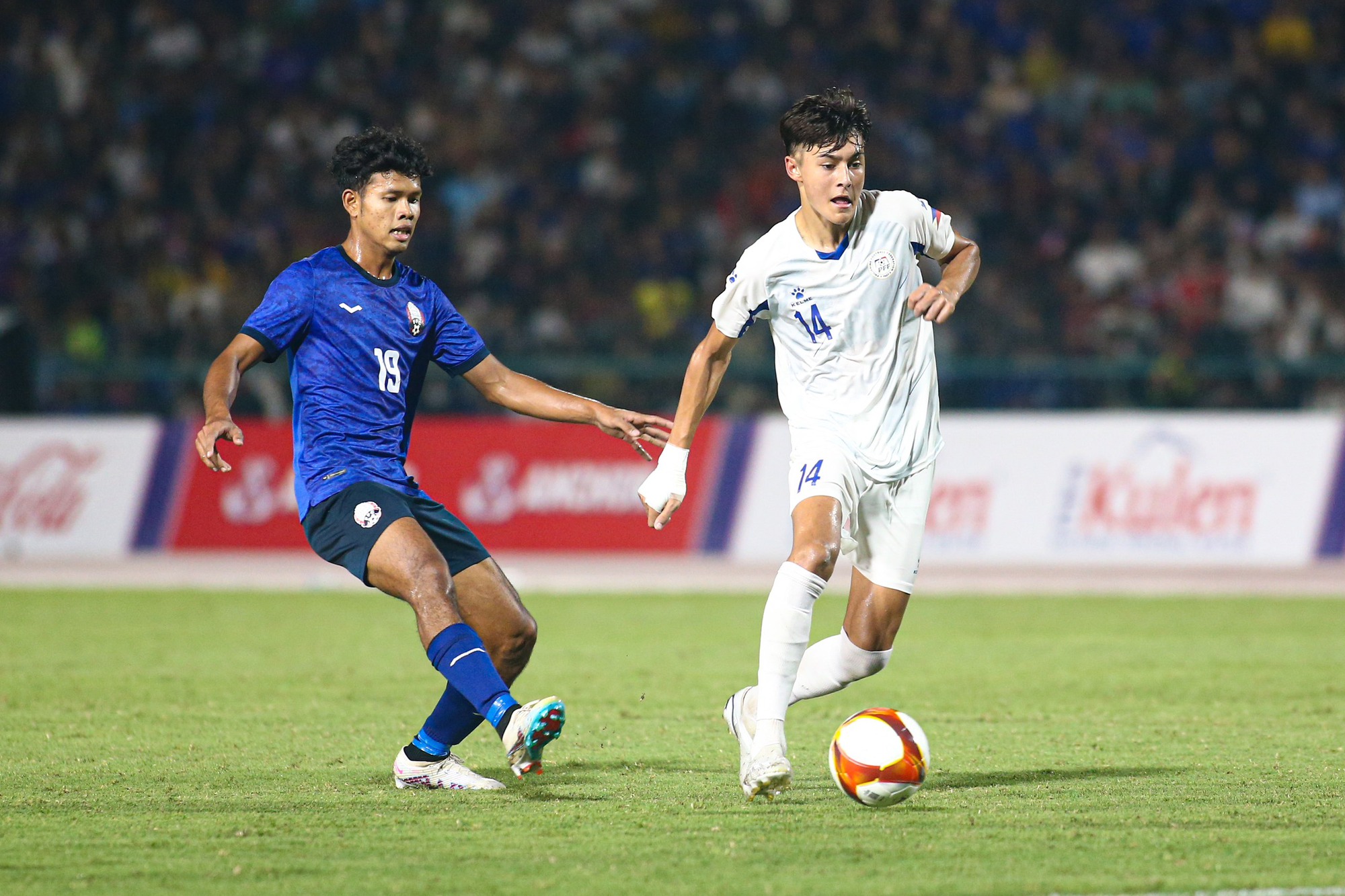 SEA Games 32: Chủ nhà Campuchia bị U22 Philippines chia điểm phút cuối - Ảnh 5.
