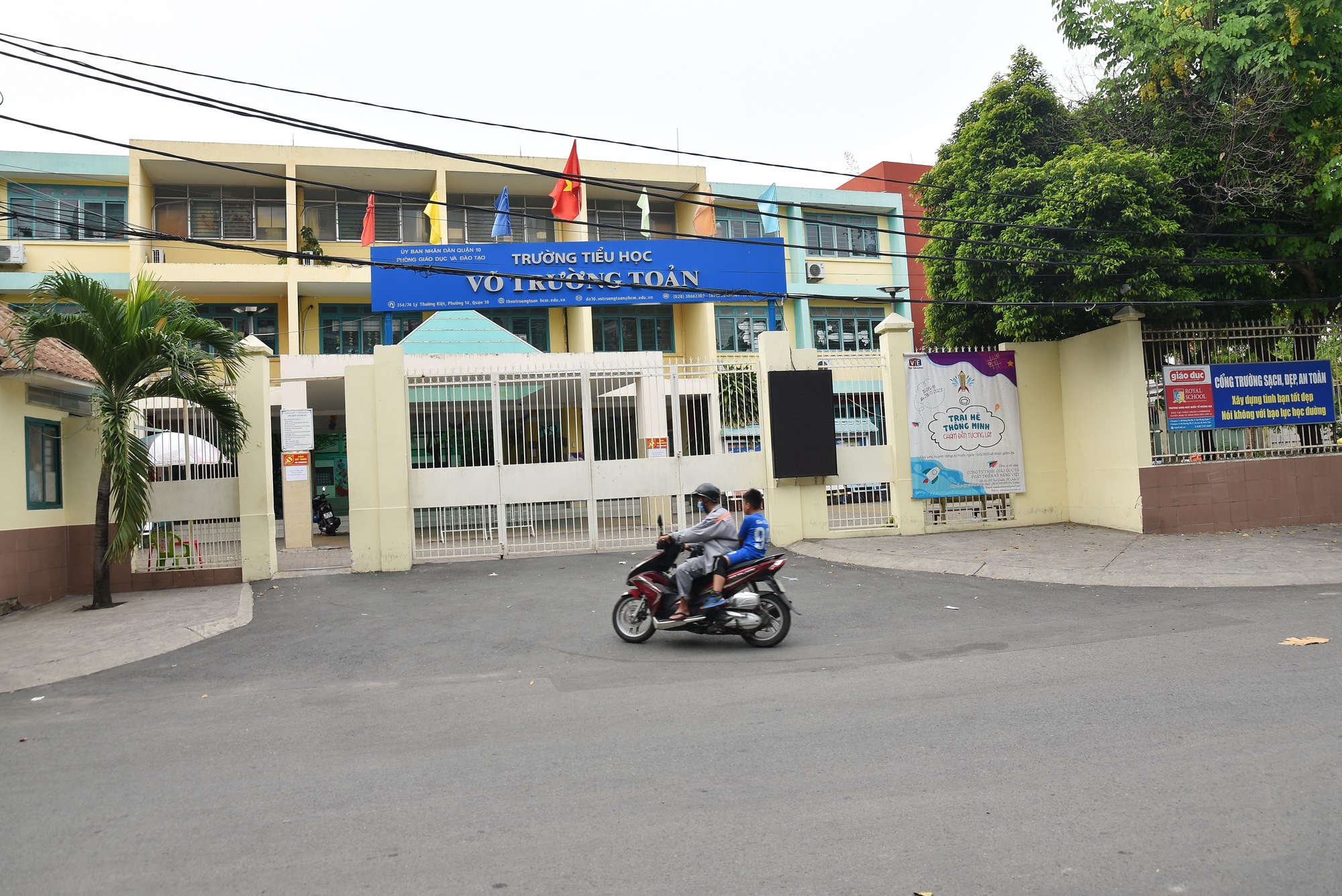 Những người làm hoa cho đất: Lương sư hưng quốc Võ Trường Toản