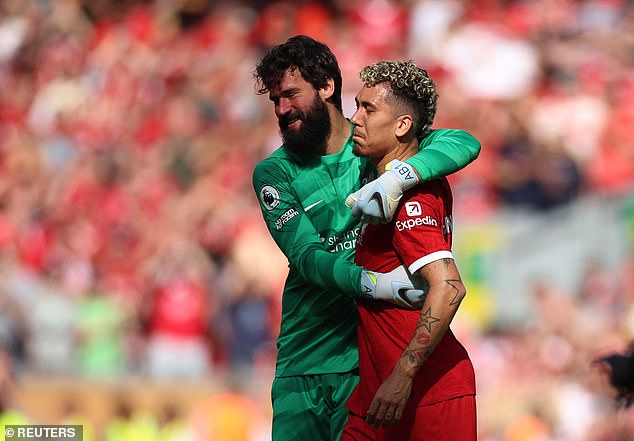 Ngoại hạng Anh: Man City v&ocirc; địch sớm, Man United bay cao Top 4 - Ảnh 5.