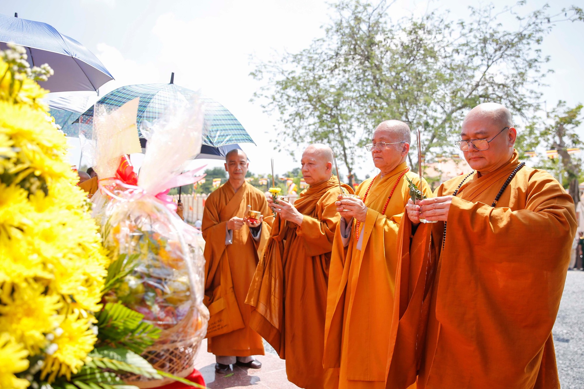 Sinh nhật Bác, về với Long Khốt anh hùng - Ảnh 8.