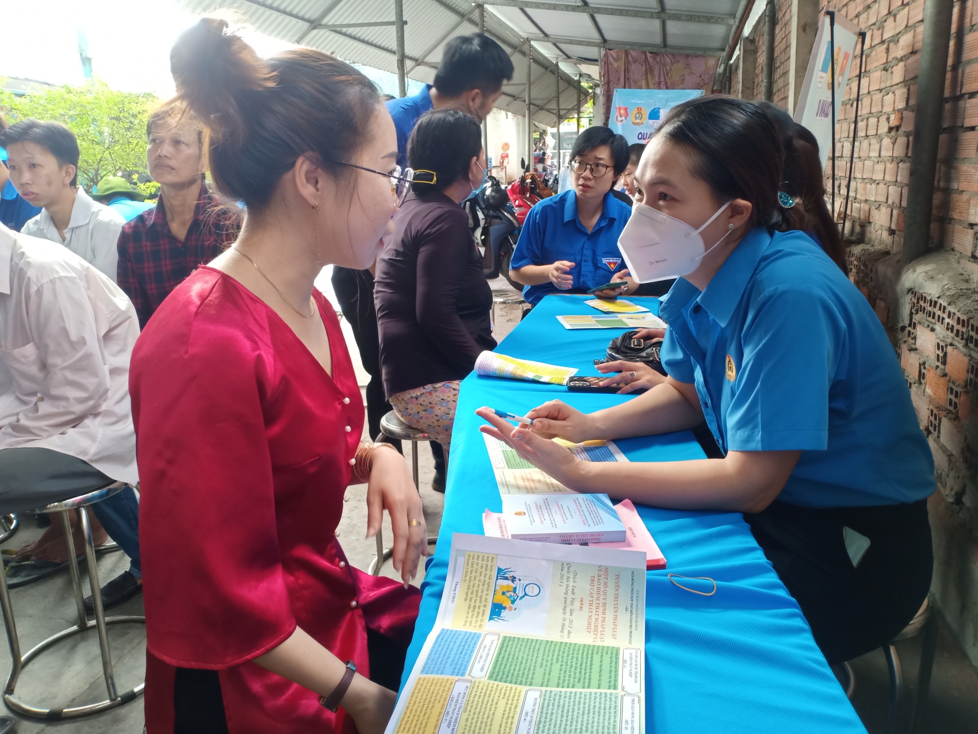 Tiếp sức công nhân ở trọ