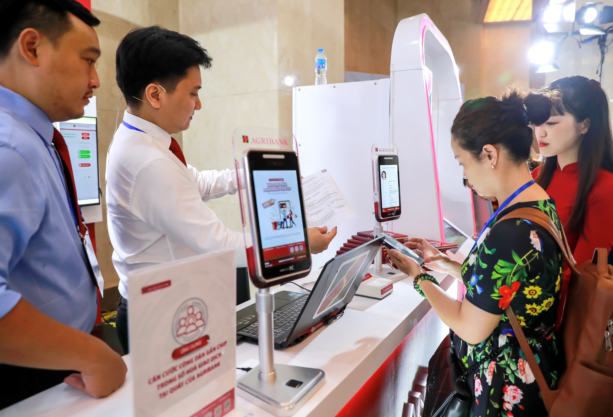 Agribank t&iacute;ch cực triển khai ứng dụng dữ liệu d&acirc;n cư trong hoạt động ng&acirc;n h&agrave;ng - Ảnh 2.