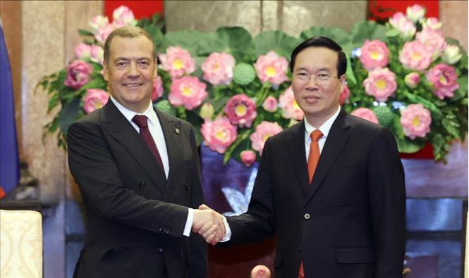 Chủ tịch nước Võ Văn Thưởng tiếp ông Dmitry Medvedev