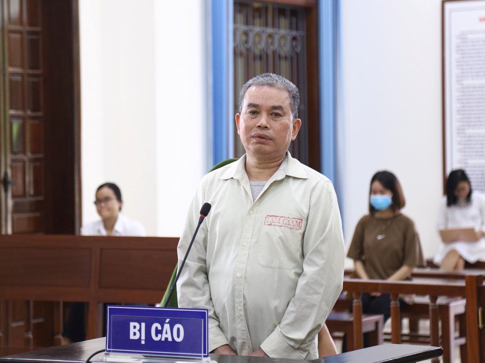 Vụ &aacute;n s&aacute;t hại mẹ: Điều tra vi&ecirc;n n&oacute;i kh&ocirc;ng &eacute;p cung, nhục h&igrave;nh - Ảnh 1.