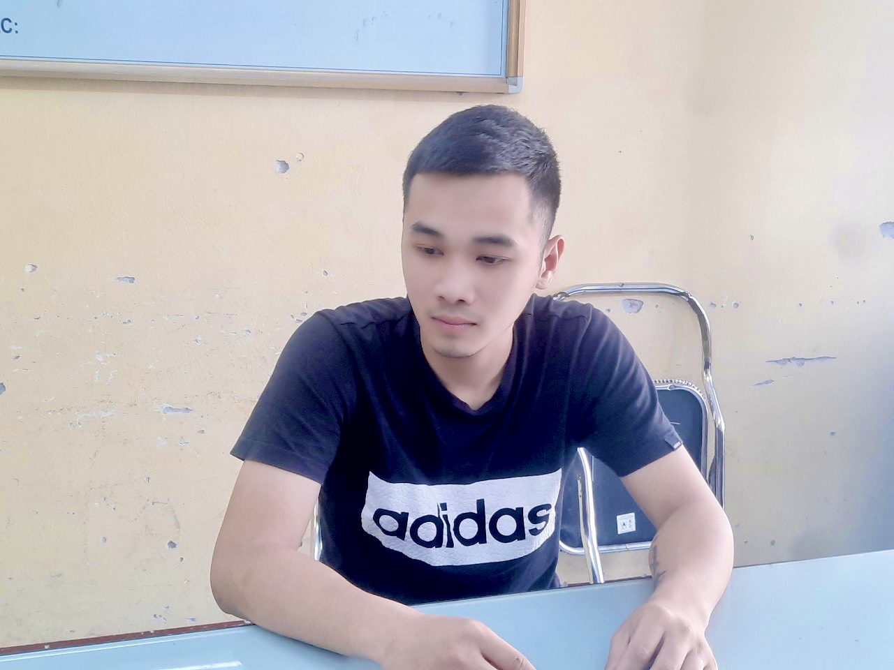 Tạm giam t&agrave;i xế g&acirc;y tai nạn li&ecirc;n ho&agrave;n khiến 4 người bị thương - Ảnh 3.