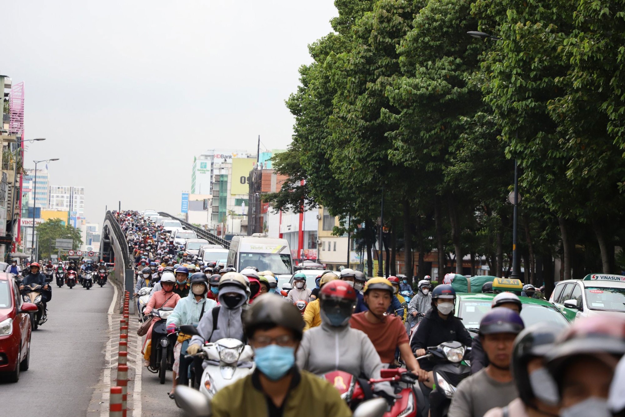 3 nhóm giải pháp xóa ùn ứ quanh Tân Sơn Nhất