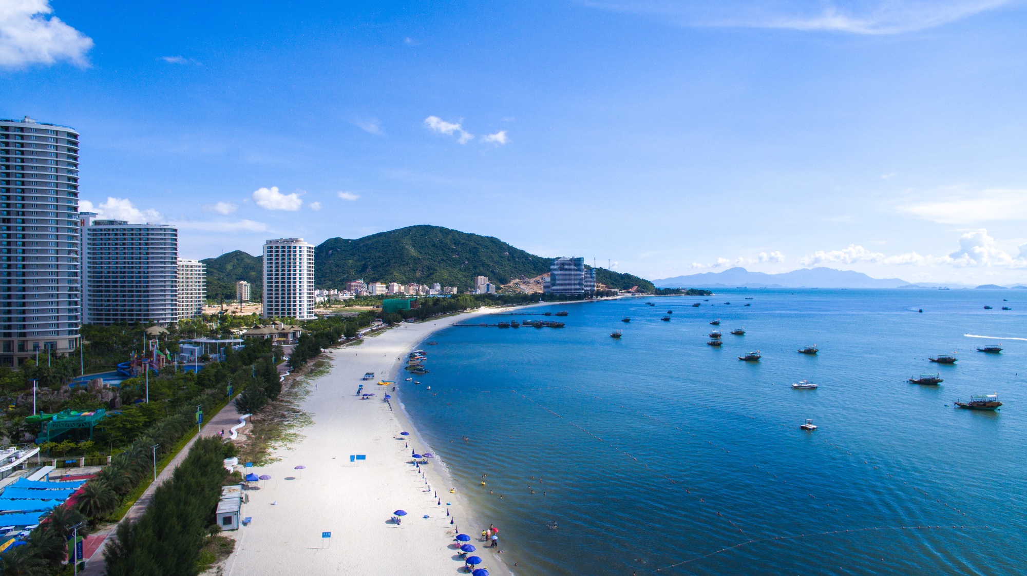 Ngắm trọn Nha Trang - Thi&ecirc;n đường du lịch gi&agrave;u &ldquo;vitamin sea&rdquo; - Ảnh 1.