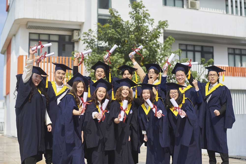 UWE Bristol - Phenikaa Campus: Cơ hội học tập chương trình nguyên bản Anh quốc tại Việt Nam - Ảnh 1.