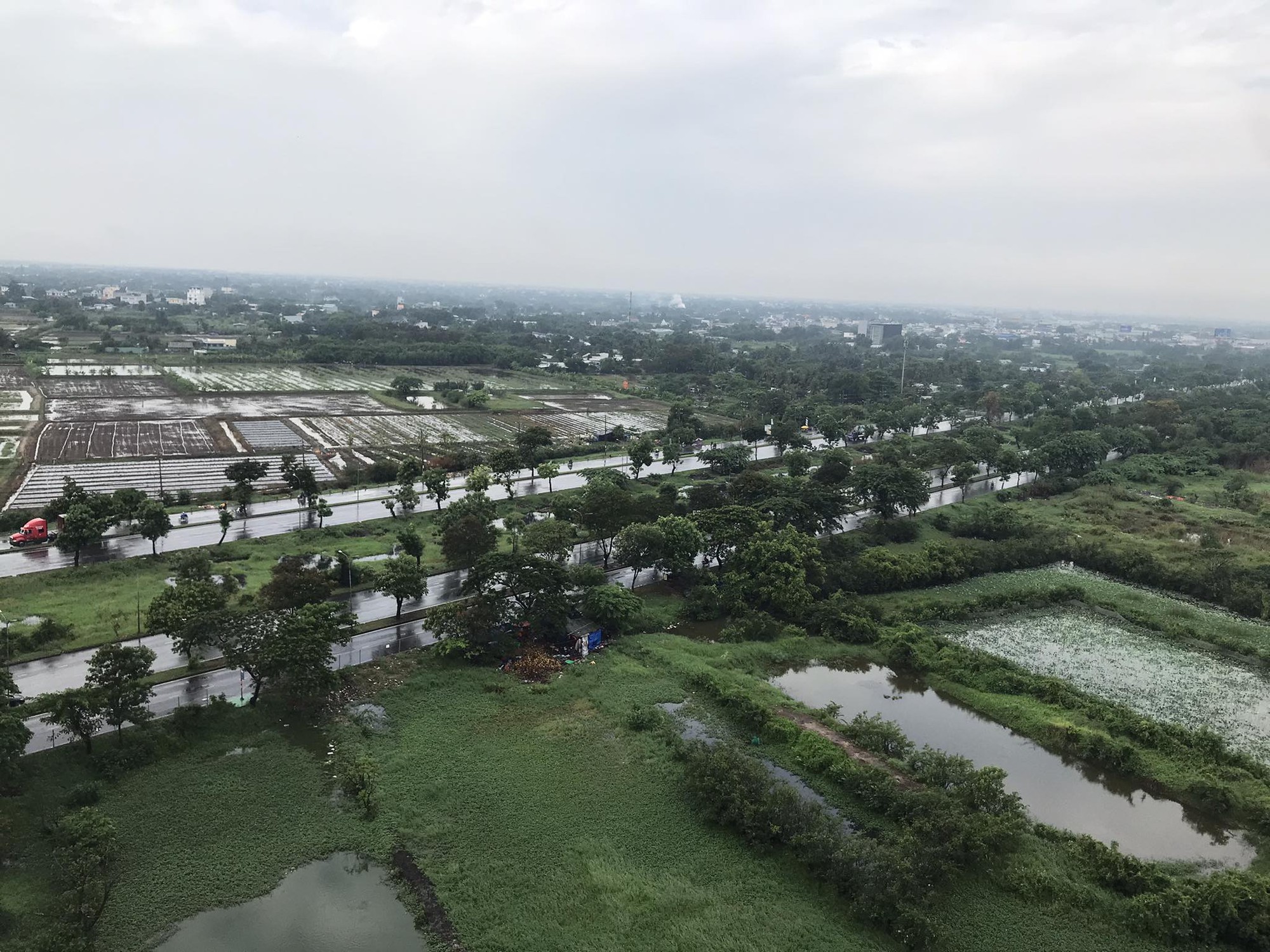 Nam Bộ và TP HCM bắt đầu đợt mưa lớn, kéo dài sang tuần sau - Ảnh 3.