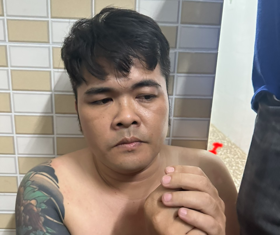 Bắt đối tượng chuyên mua bán thiếu nữ và ép bán dâm