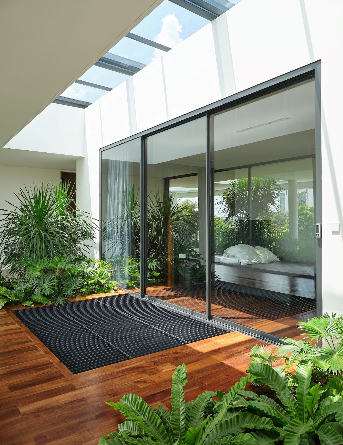Biệt thự hướng Tây có ba lớp chống nóng - Ảnh 5.