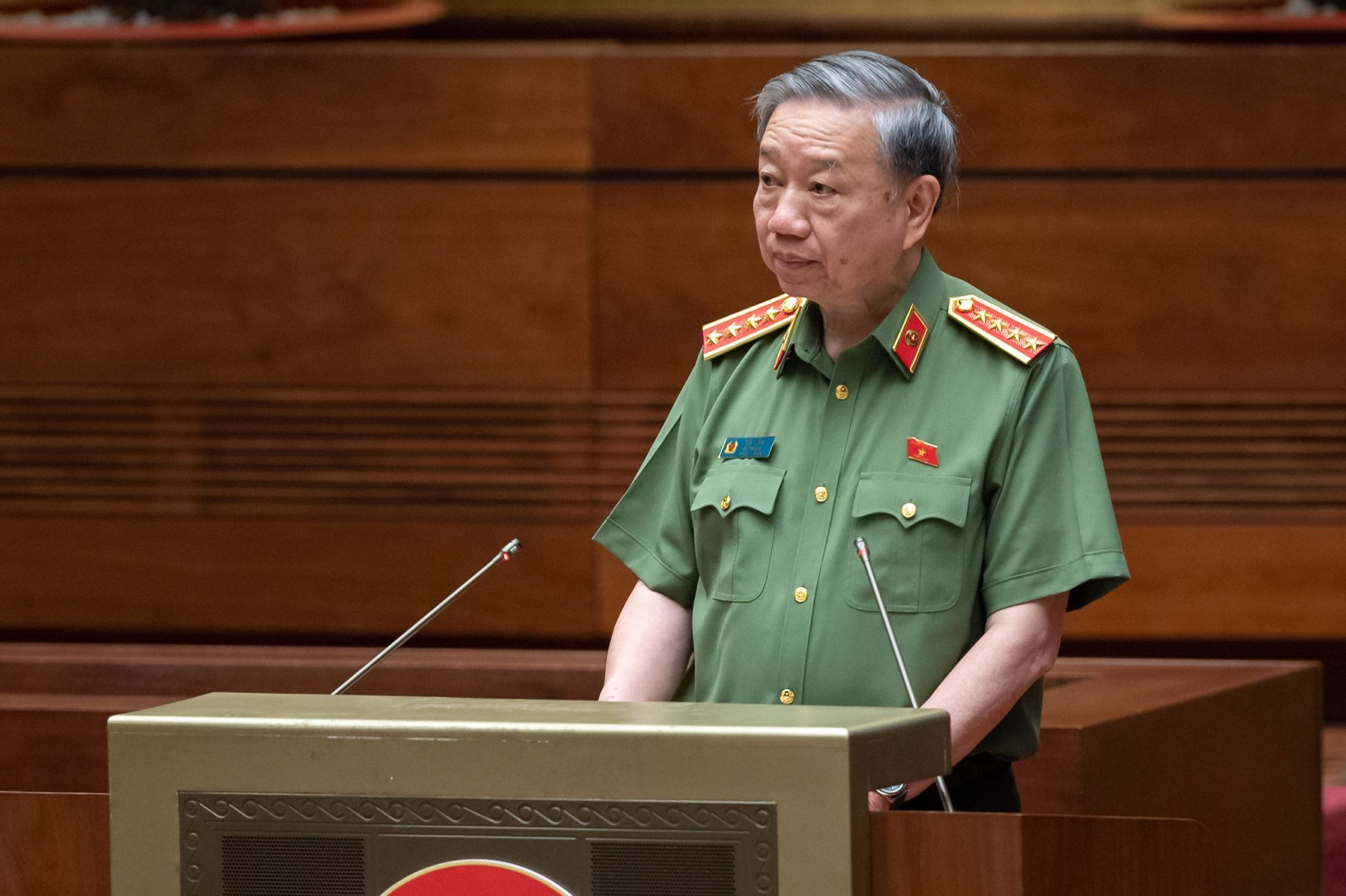 Trình Quốc hội tăng thời gian miễn thị thực từ 15 ngày lên 45 ngày