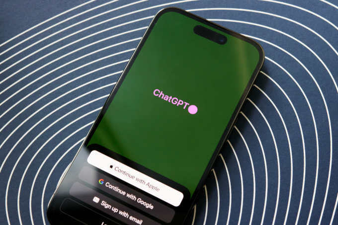 ChatGPT tiếp tục thu hút người dùng iPhone