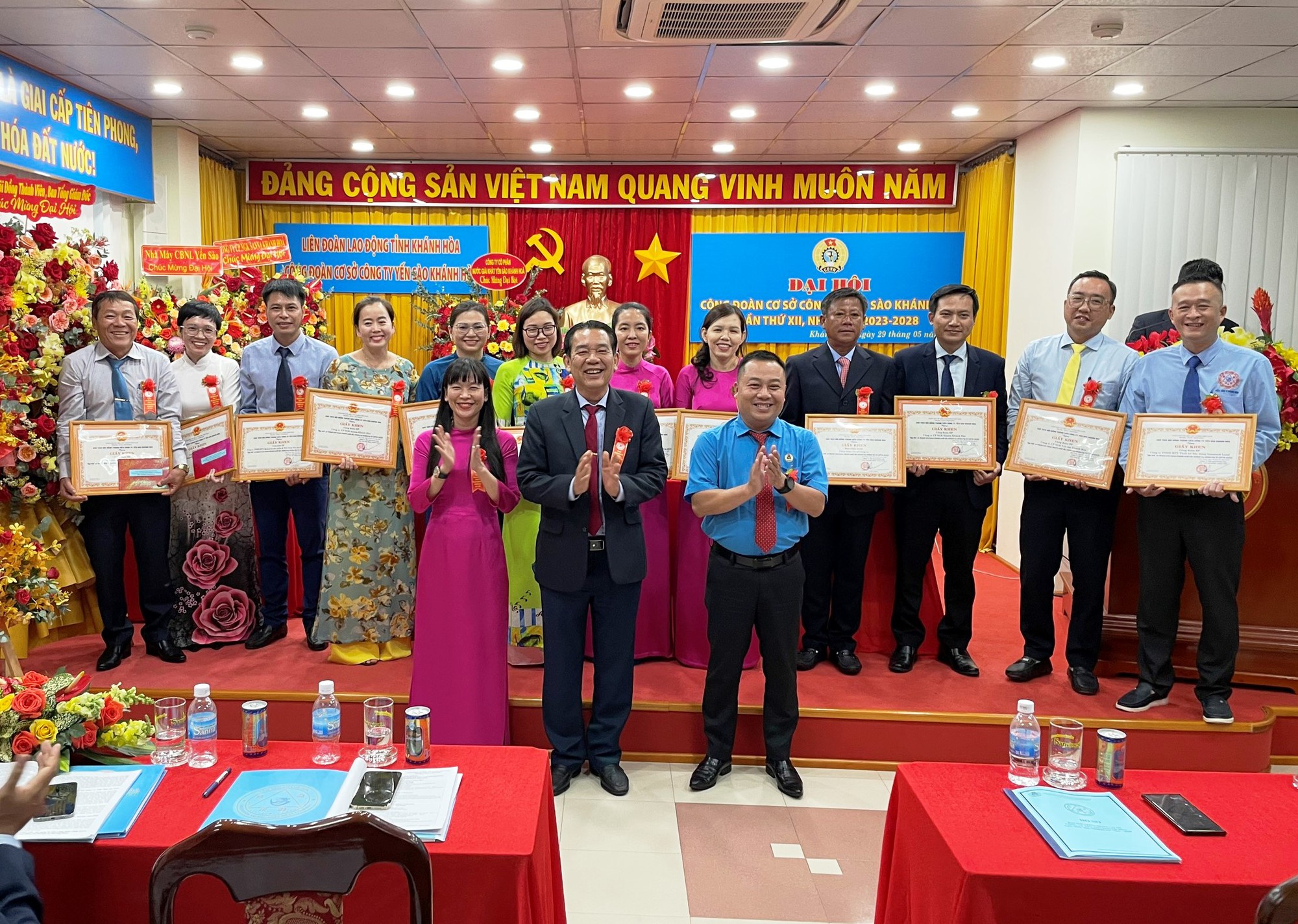 Ra mắt Ban Chấp hành Công đoàn Công ty Yến sào Khánh Hòa lần thứ XII - Ảnh 6.