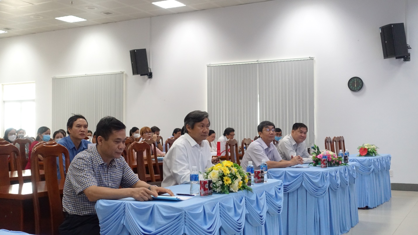 Liên tiếp nhân rộng phần mềm thực đơn dinh dưỡng của Bộ Y tế cho bà mẹ và trẻ em