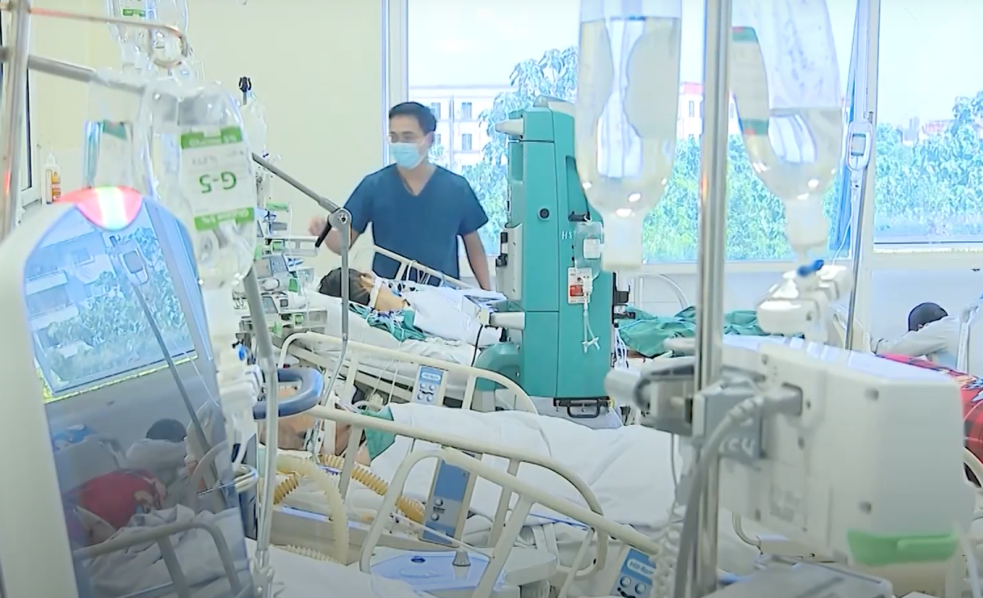 17 ca tử vong v&agrave; ti&ecirc;n lượng tử vong xin về li&ecirc;n quan đến COVID-19 - Ảnh 1.
