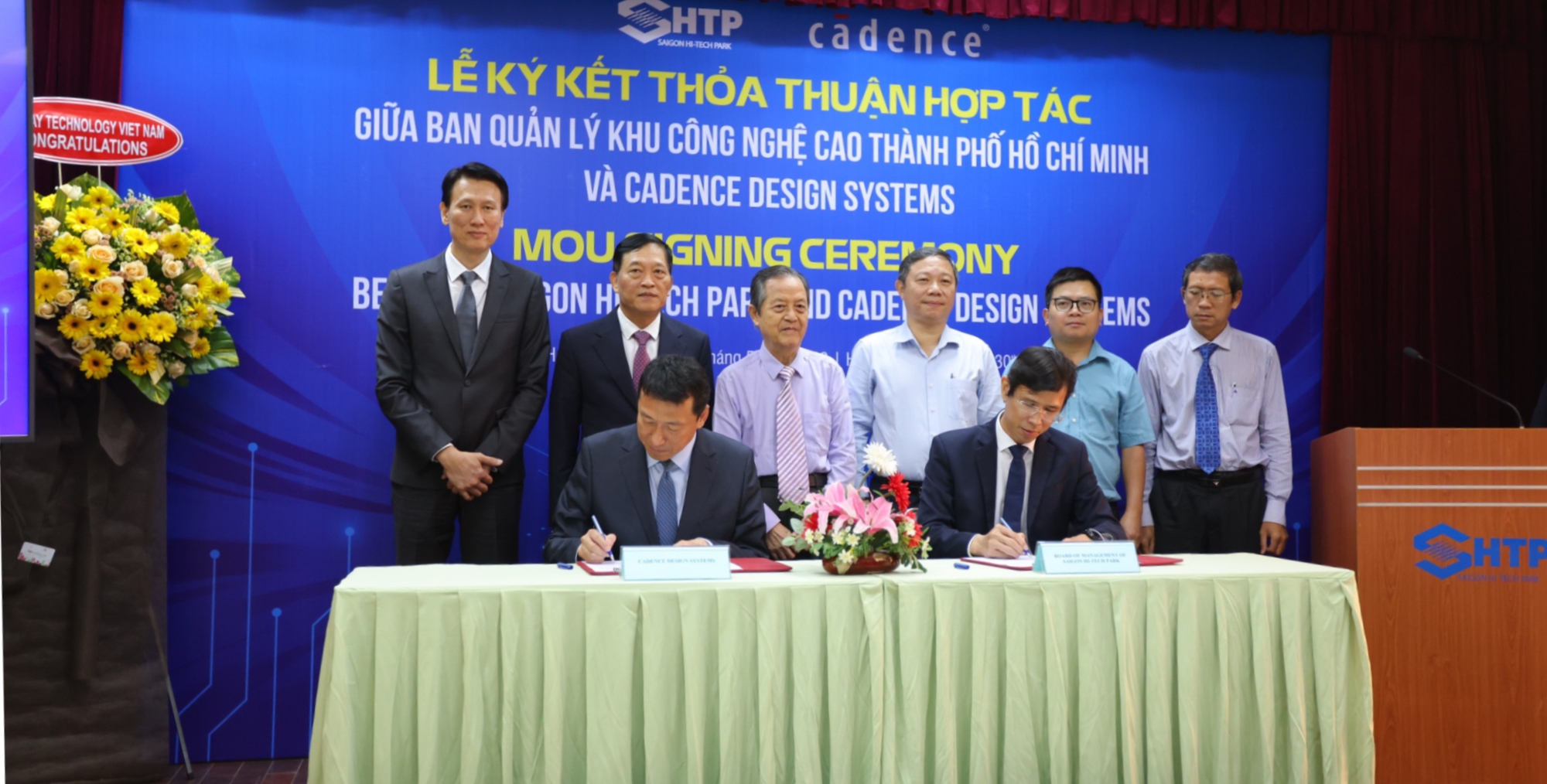 TP HCM: Cơ hội cho sinh vi&ecirc;n tiếp cận c&ocirc;ng nghệ vi mạch ti&ecirc;n tiến thế giới - Ảnh 1.