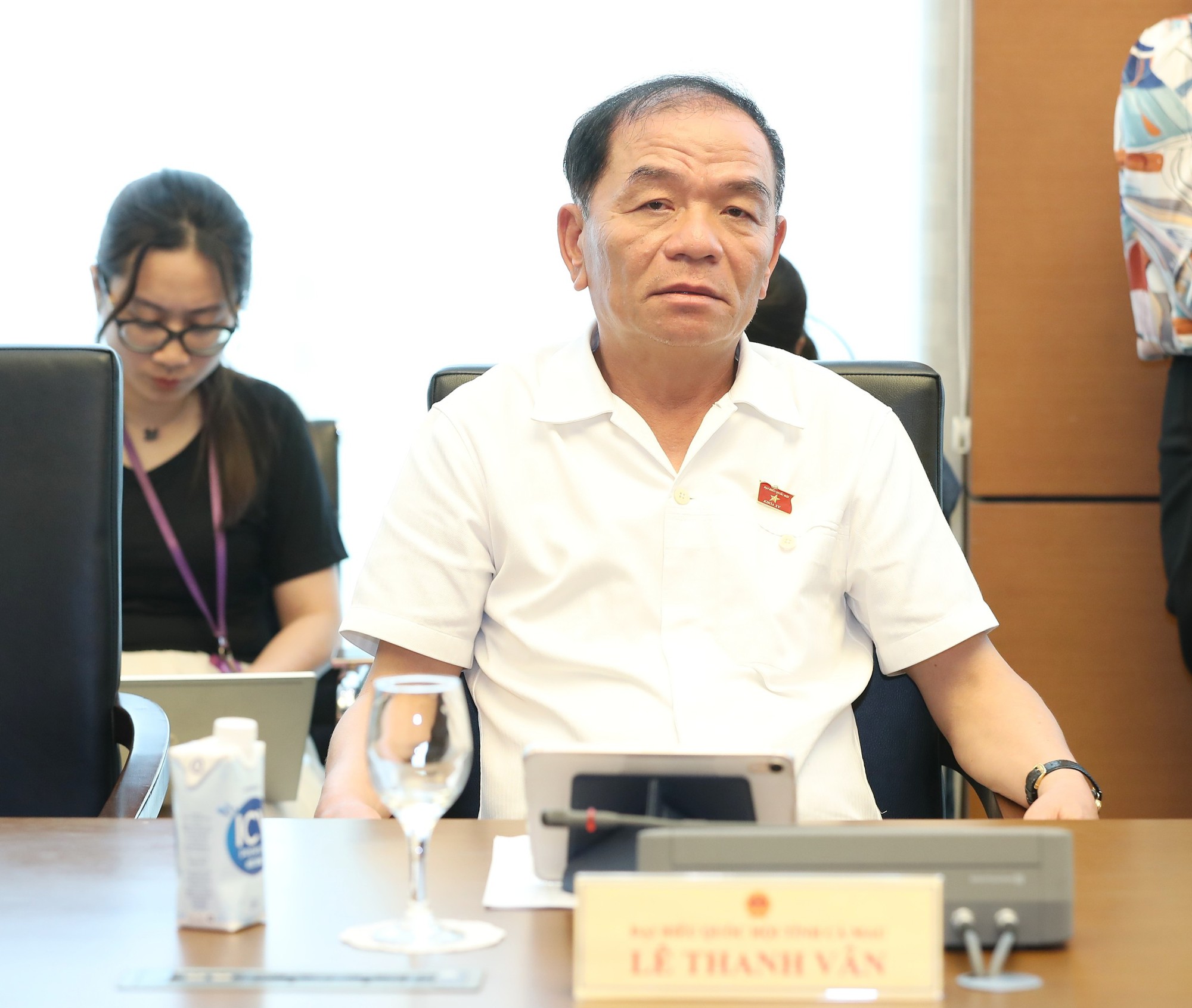 Đại biểu Lê Thanh Vân băn khoăn việc căn cứ vào đâu để lấy phiếu tín nhiệm? - Ảnh 1.