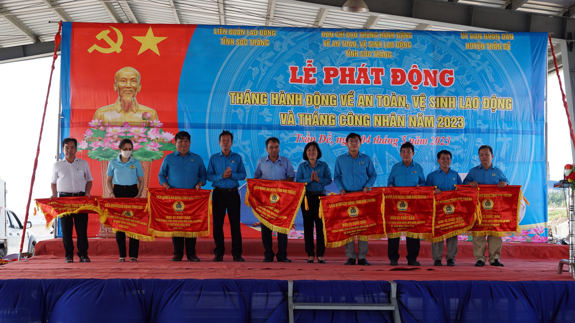 Sự kiện lớn nhất năm 2023 của c&ocirc;ng nh&acirc;n tỉnh S&oacute;c Trăng  - Ảnh 2.