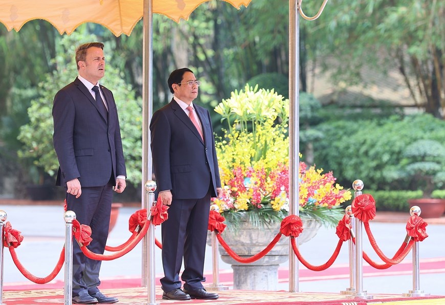 Thủ tướng Phạm Minh Ch&iacute;nh đ&oacute;n, hội đ&agrave;m với Thủ tướng Luxembourg - Ảnh 7.