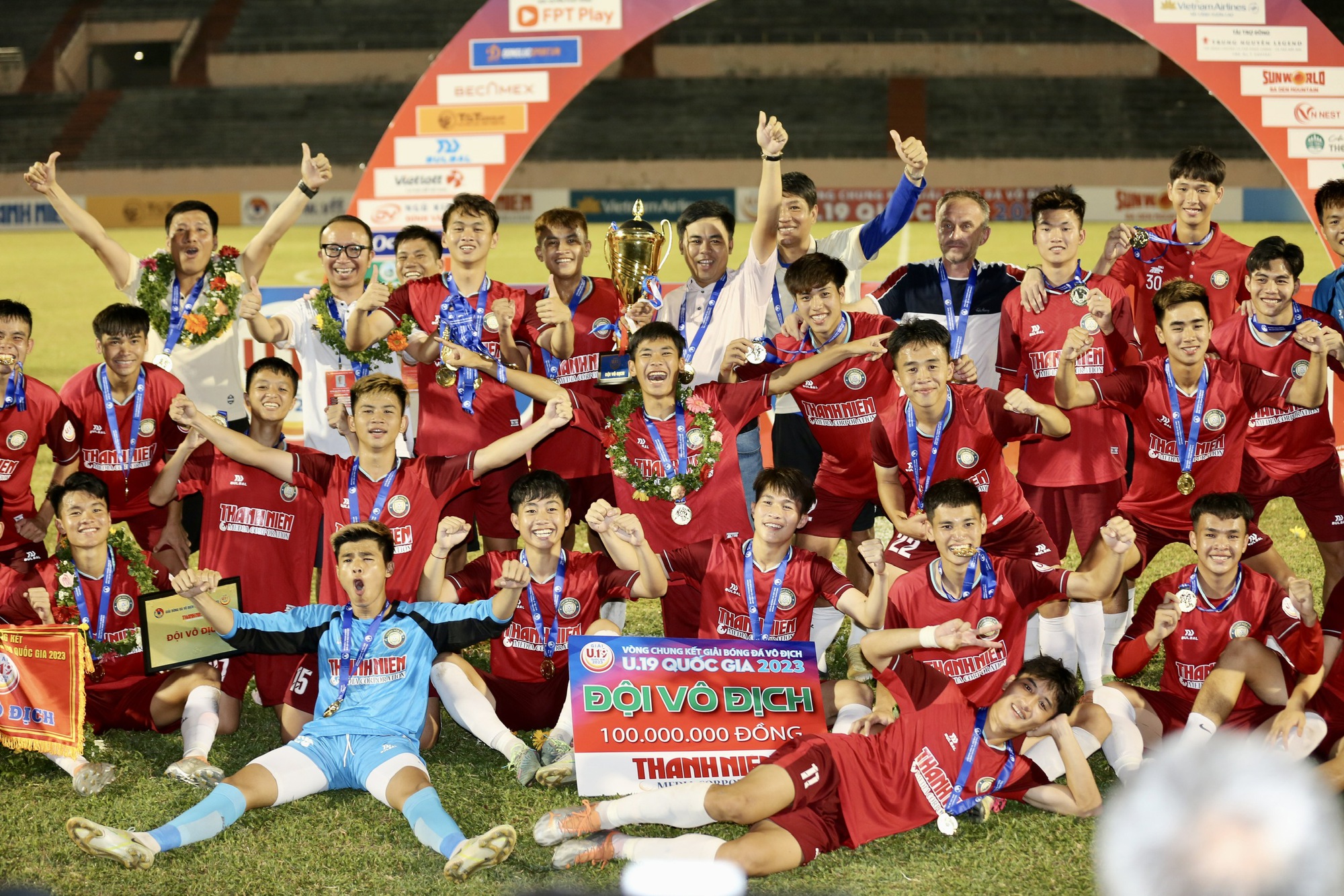 U19 VĐQG 2023: Đánh bại SLNA, Thanh Hóa lần thứ 2 vô địch