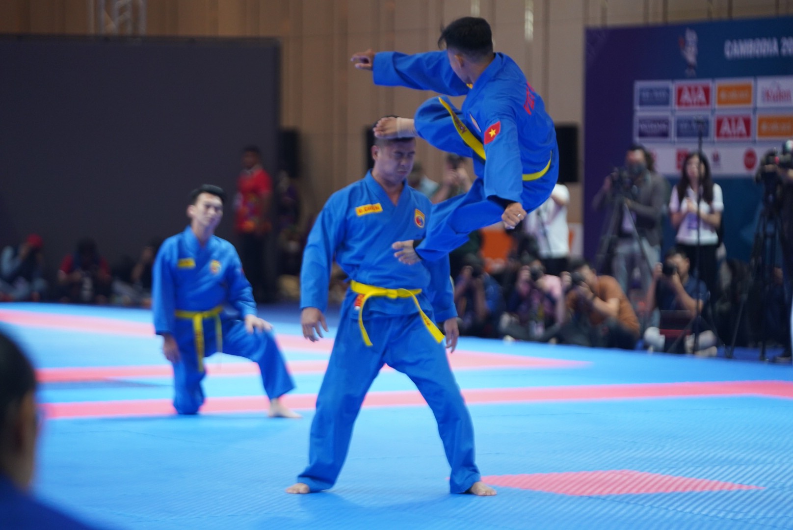 Nhật k&yacute; SEA Games 32 ng&agrave;y 6-5: Nguyễn Thị Thanh Ph&uacute;c gi&agrave;nh v&agrave;ng đi bộ - Ảnh 37.