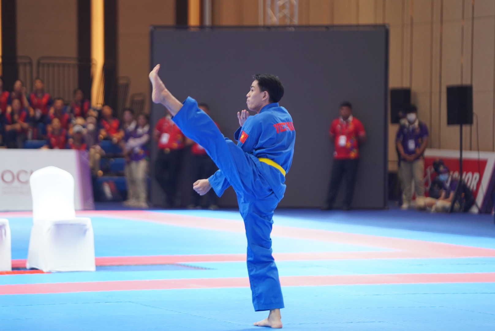 Nhật k&yacute; SEA Games 32 ng&agrave;y 6-5: Nguyễn Thị Thanh Ph&uacute;c gi&agrave;nh v&agrave;ng đi bộ - Ảnh 40.