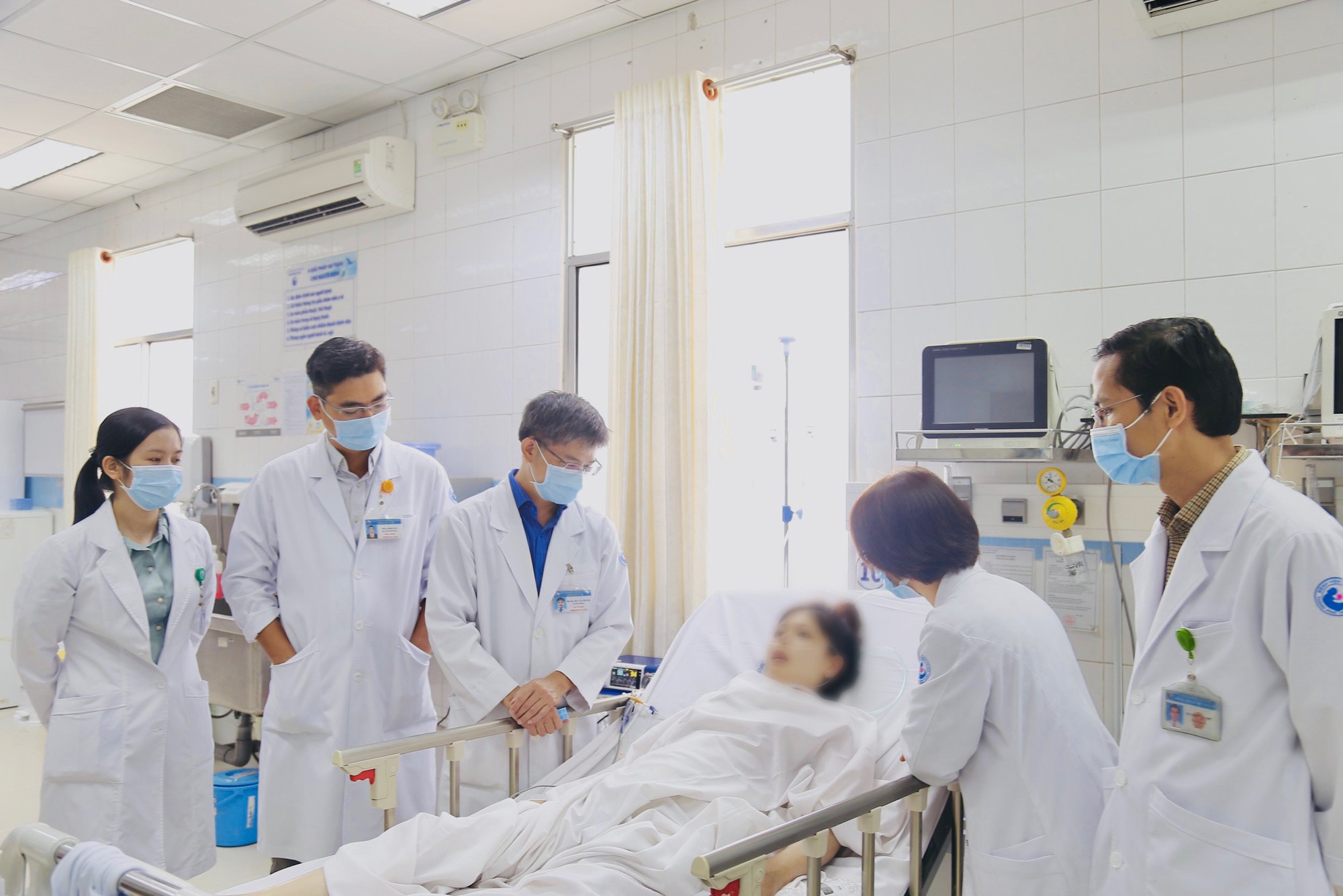 Bác sĩ 2 bệnh viện lớn cứu thai phụ bị nhau xâm lấn ăn xuyên qua cơ tử cung
