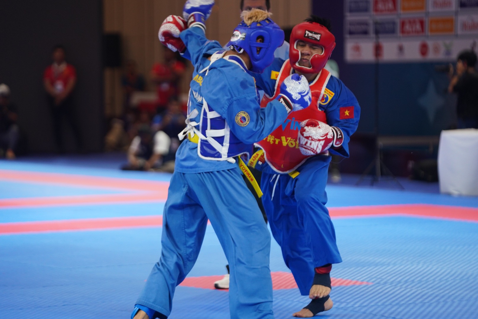 Nhật k&yacute; SEA Games 32 ng&agrave;y 6-5: Nguyễn Thị Thanh Ph&uacute;c gi&agrave;nh v&agrave;ng đi bộ - Ảnh 28.