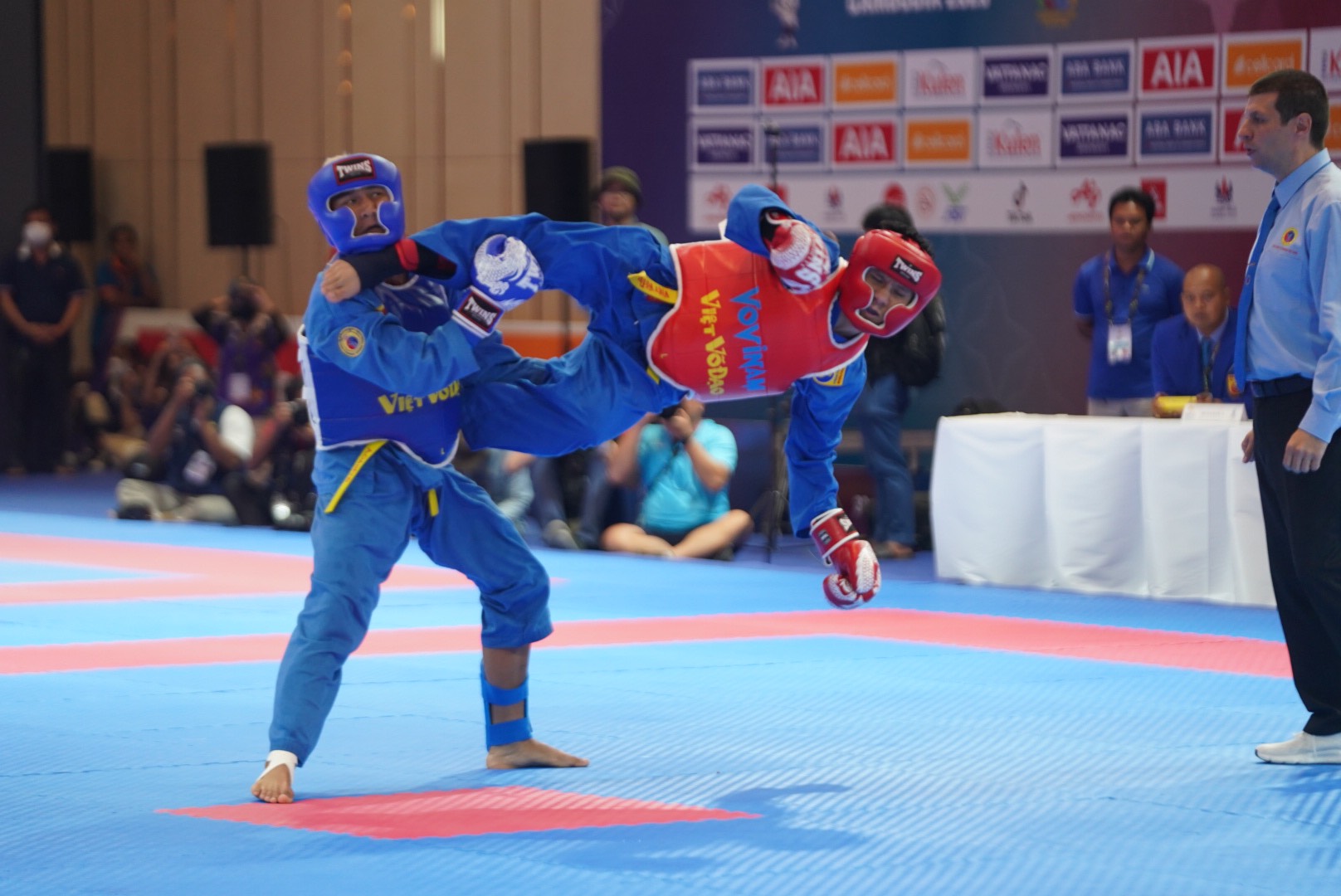 Nhật k&yacute; SEA Games 32 ng&agrave;y 6-5: Nguyễn Thị Thanh Ph&uacute;c gi&agrave;nh v&agrave;ng đi bộ - Ảnh 27.