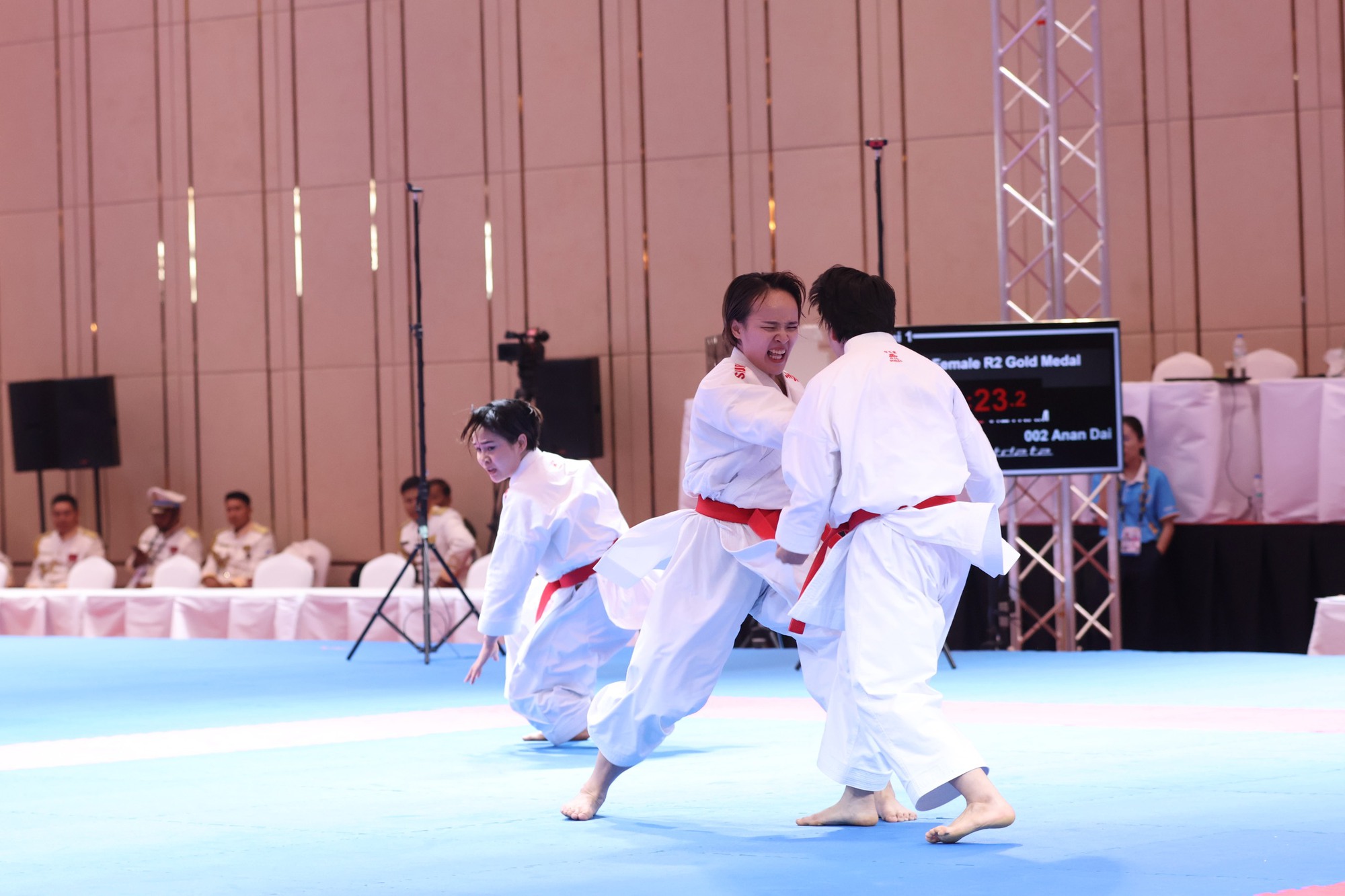 Nhật k&yacute; SEA Games 32 ng&agrave;y 6-5: Nguyễn Thị Thanh Ph&uacute;c gi&agrave;nh v&agrave;ng đi bộ - Ảnh 24.
