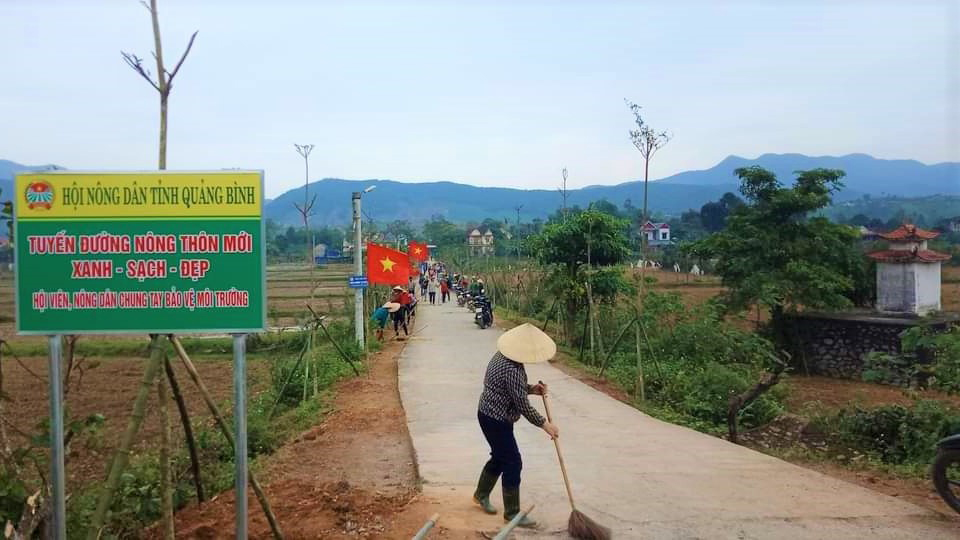 Đảng viên "đi trước"