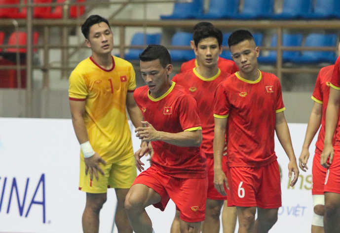 Tuyển futsal Việt Nam hội quân, chuẩn bị đấu Paraguay và Argentina