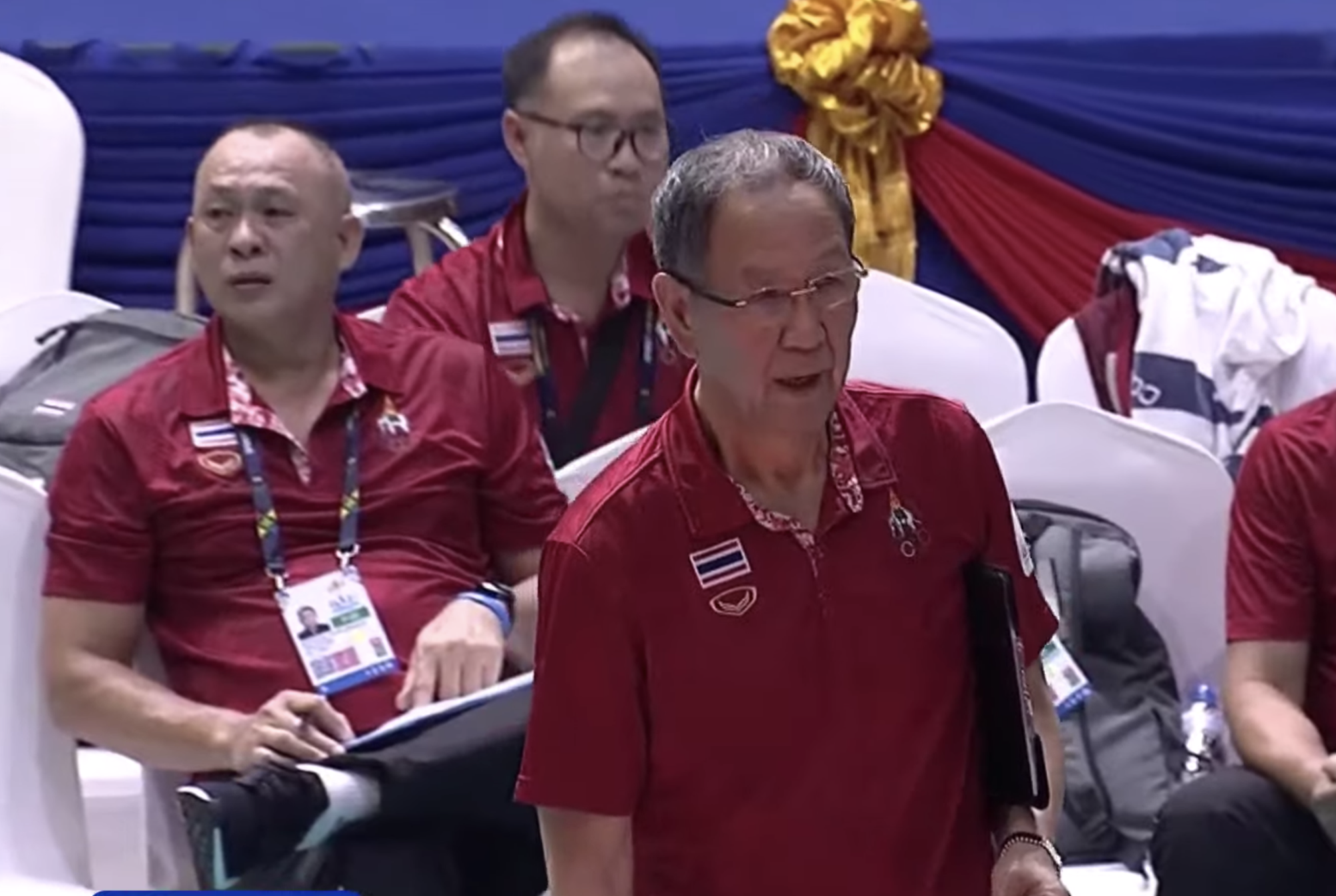 Bóng chuyền nam Campuchia tạo địa chấn SEA Games 32 - Ảnh 2.