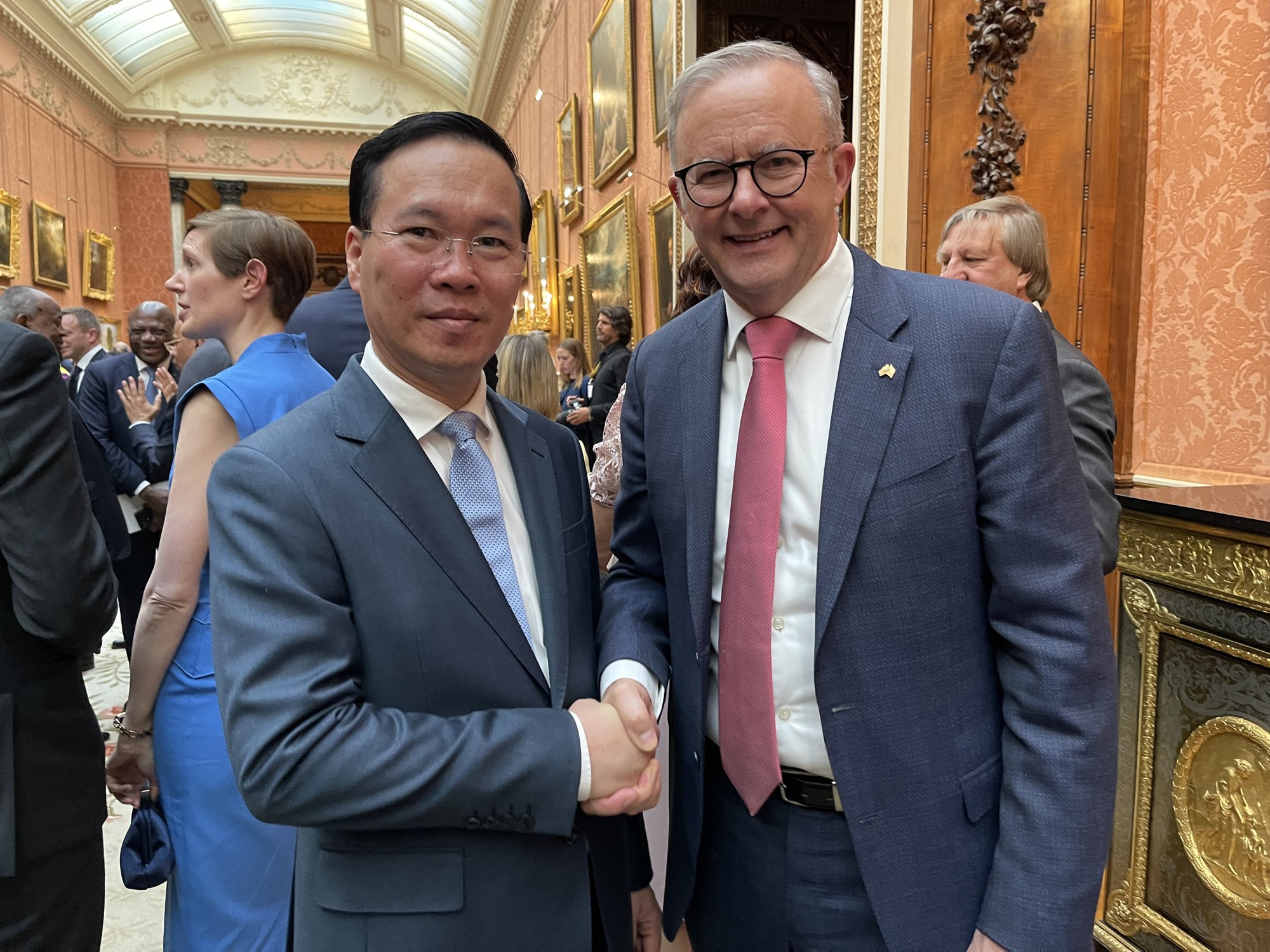 Chủ tịch nước V&otilde; Văn Thưởng gặp Nh&agrave; vua Anh Charles Đệ tam - Ảnh 17.