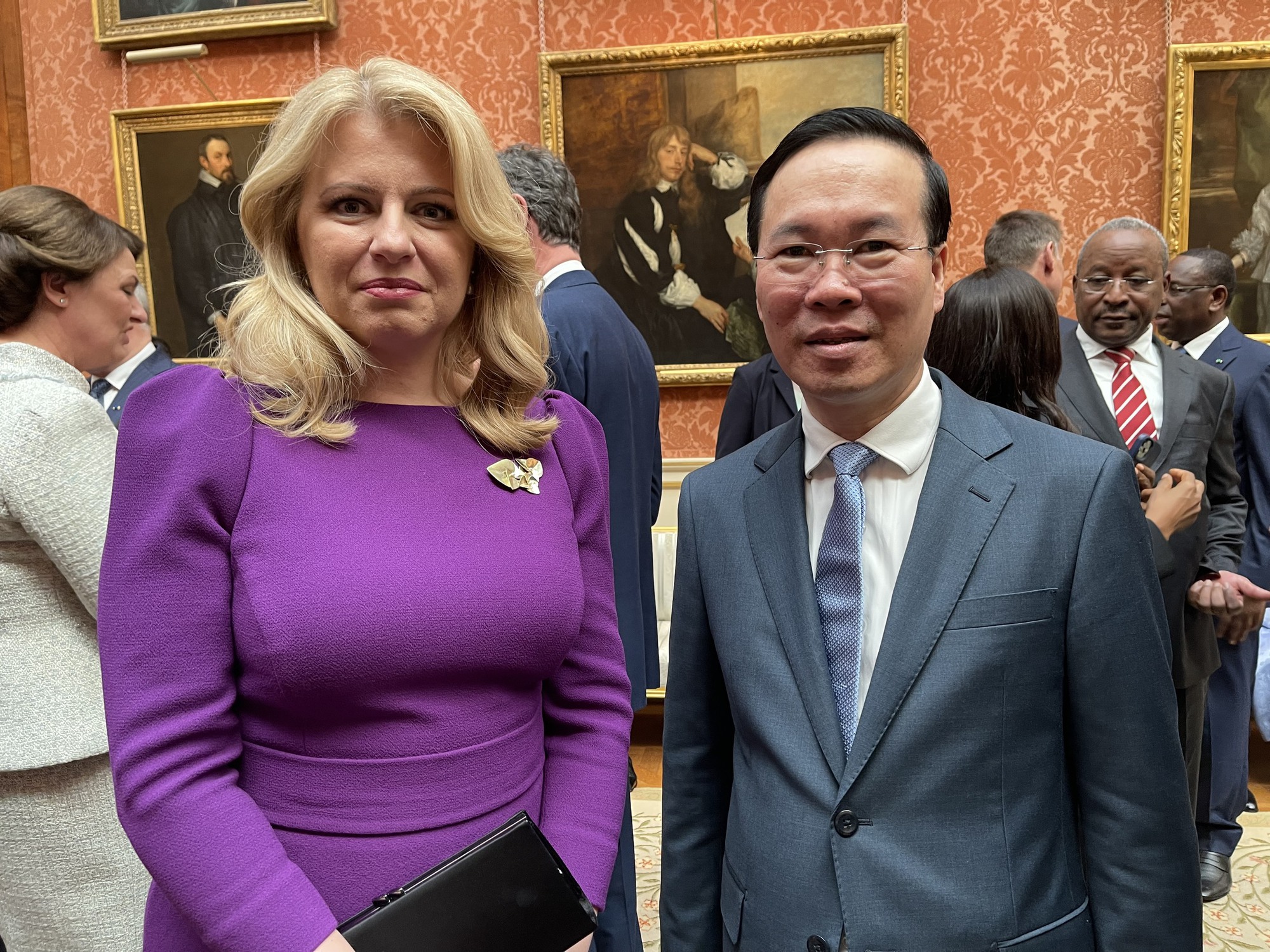 Chủ tịch nước V&otilde; Văn Thưởng gặp Nh&agrave; vua Anh Charles Đệ tam - Ảnh 13.