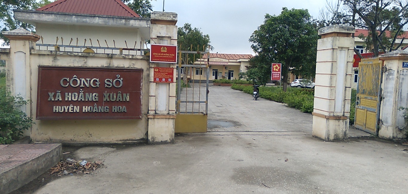 D&ocirc;i dư h&agrave;ng vạn c&aacute;n bộ cấp x&atilde;
