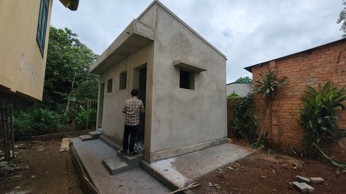 Vụ xây dựng hàng loạt nhà vệ sinh 200 triệu đồng/căn: Nhiều cán bộ… rút kinh nghiệm!