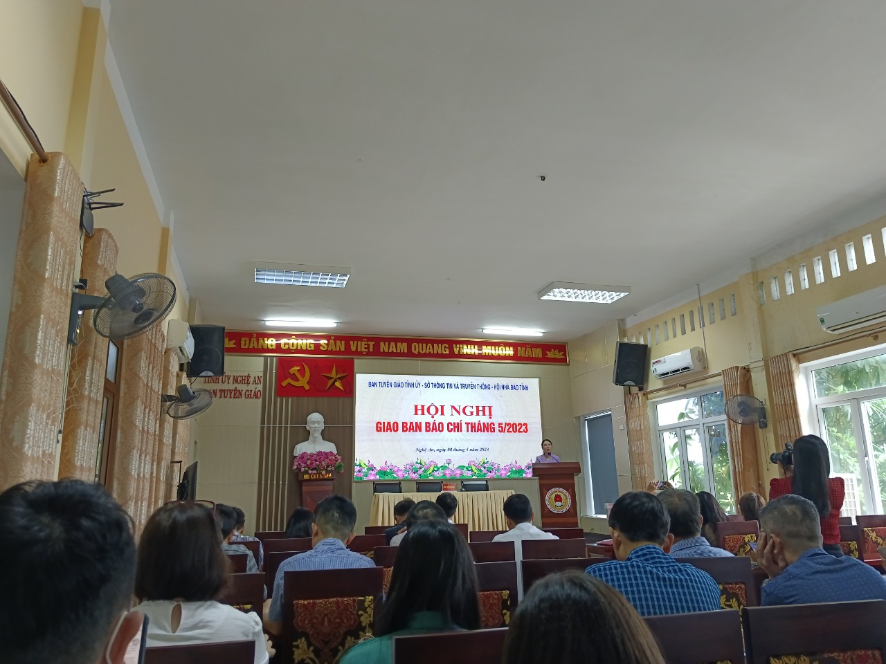 Vụ cựu giám đốc TT Giáo dục thường xuyên bị tuyên 5 năm tù: Đề nghị xử phúc thẩm sớm