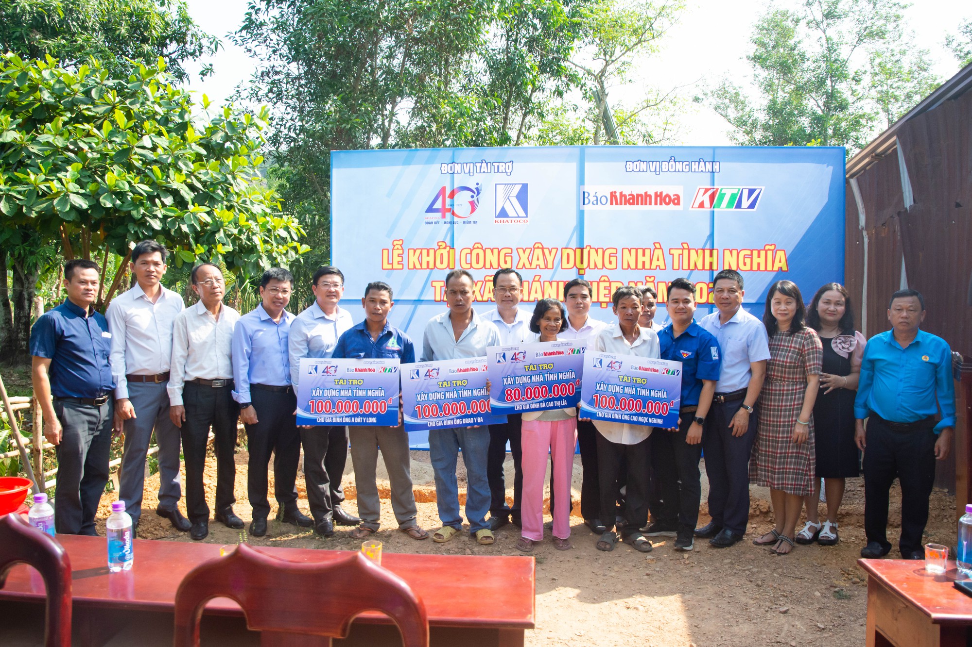 Khatoco Kh&aacute;nh H&ograve;a x&acirc;y nh&agrave; t&igrave;nh nghĩa cho người d&acirc;n tộc thiểu số ngh&egrave;o - Ảnh 1.