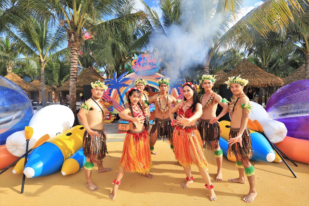 VinWonders tưng bừng khởi động lễ hội h&egrave; Wonder Summer 2023 - Ảnh 8.