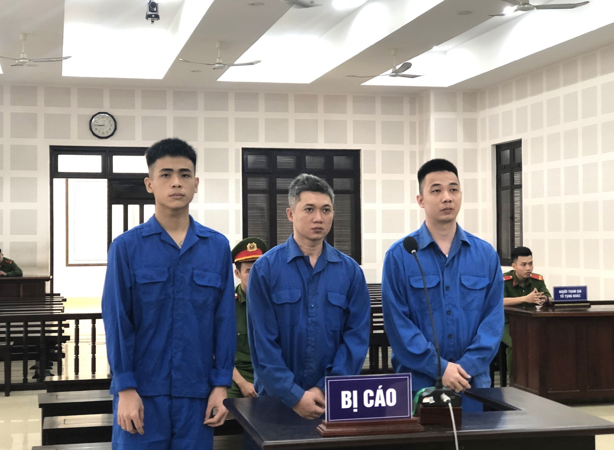 Nhóm người lừa đảo bằng ứng dụng mạo danh Bộ Công an