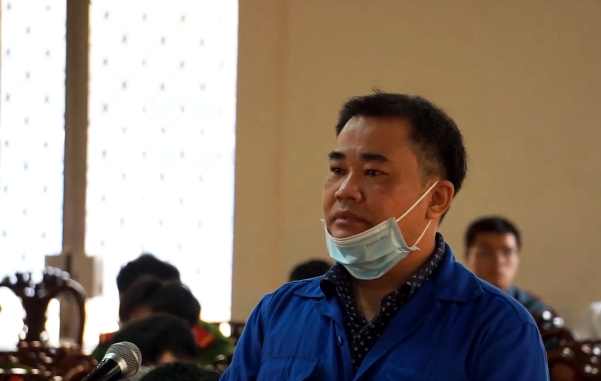 Vụ chi 20 tỉ đồng điều chuyển gi&aacute;m đốc c&ocirc;ng an: &ldquo;Tr&ugrave;m cuối bị đề nghị mức &aacute;n 22-26 năm t&ugrave; - Ảnh 4.