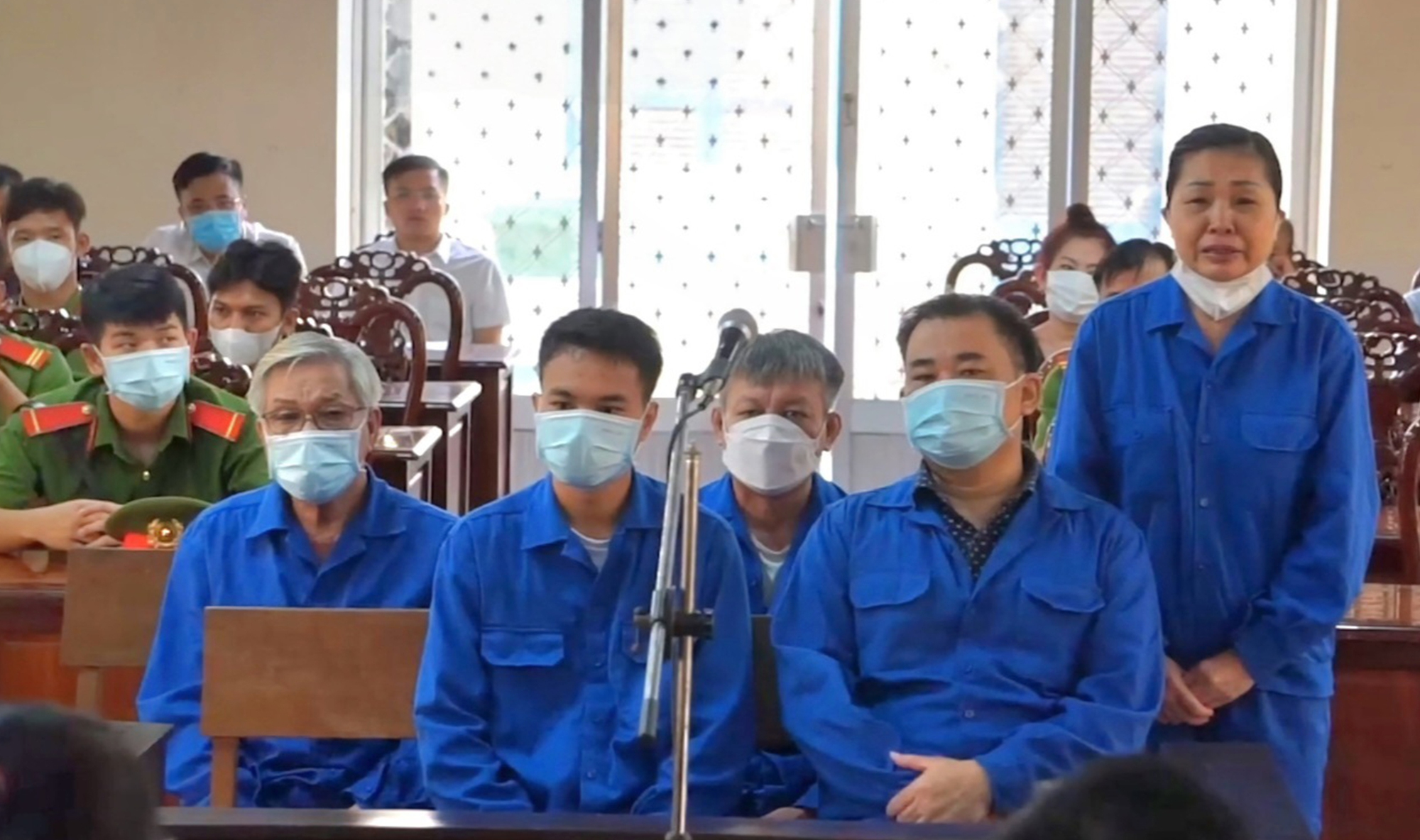 Vụ "chi 20 tỉ đồng điều chuyển giám đốc công an": “Trùm cuối" bị đề nghị mức án 22-26 năm tù