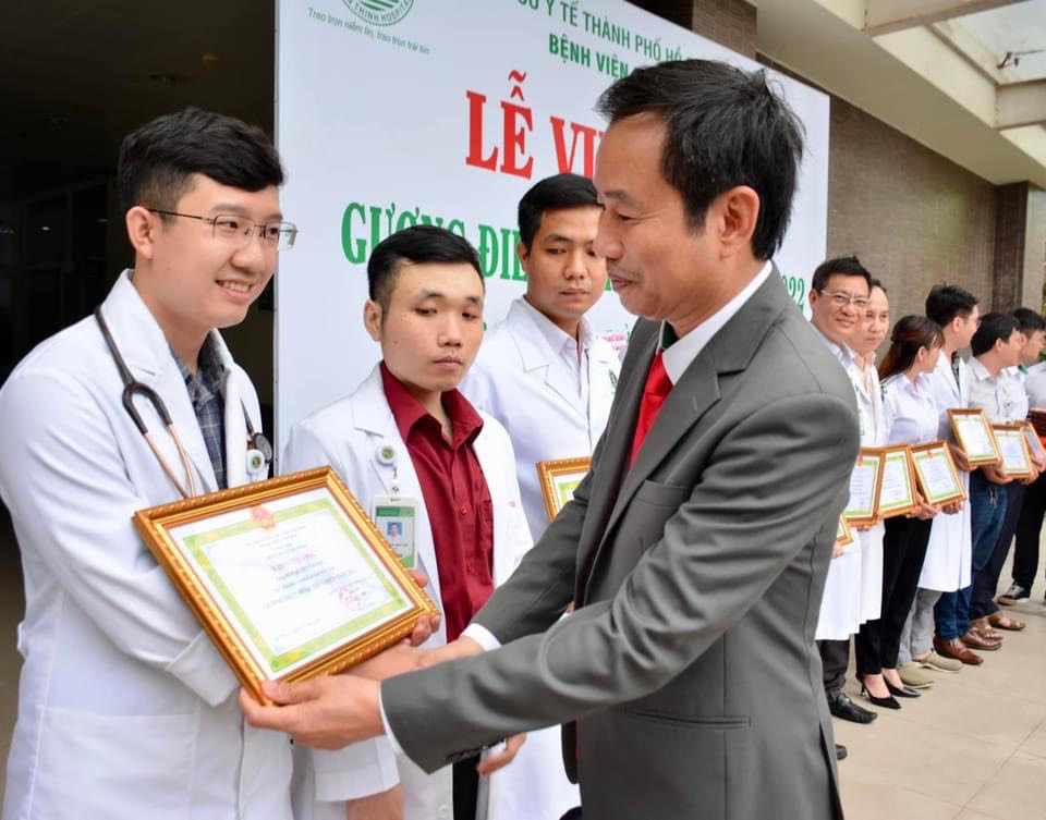 Bệnh viện Lê Văn Thịnh vinh danh 50 gương điển hình