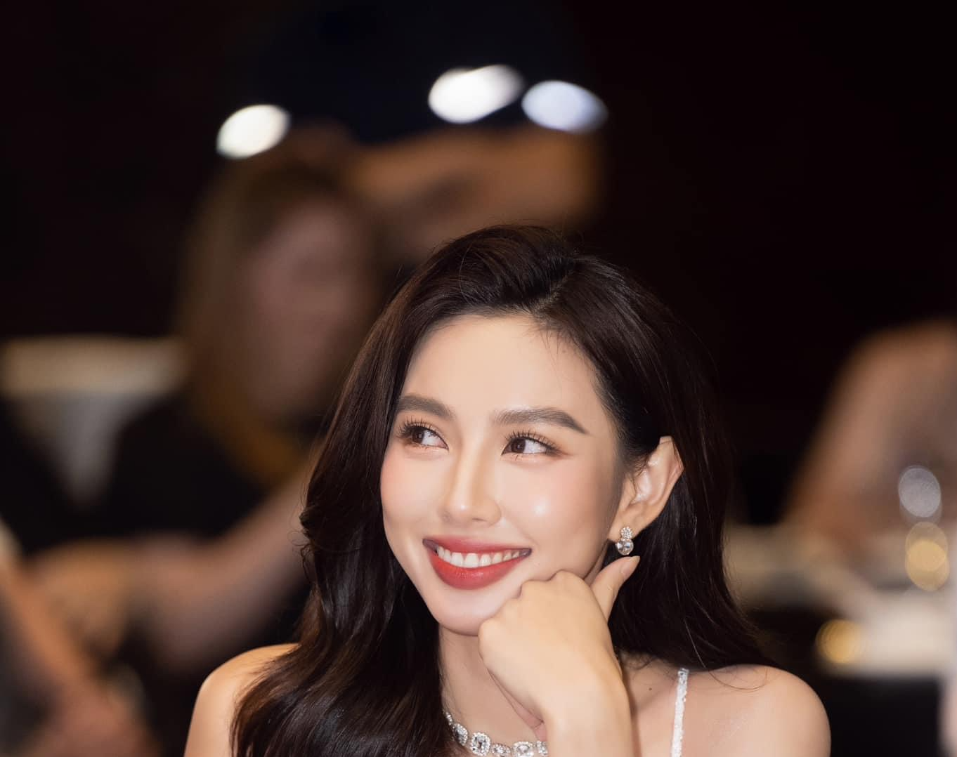Thắng vụ kiện tiền tỉ, hoa hậu Thùy Tiên nói gì?